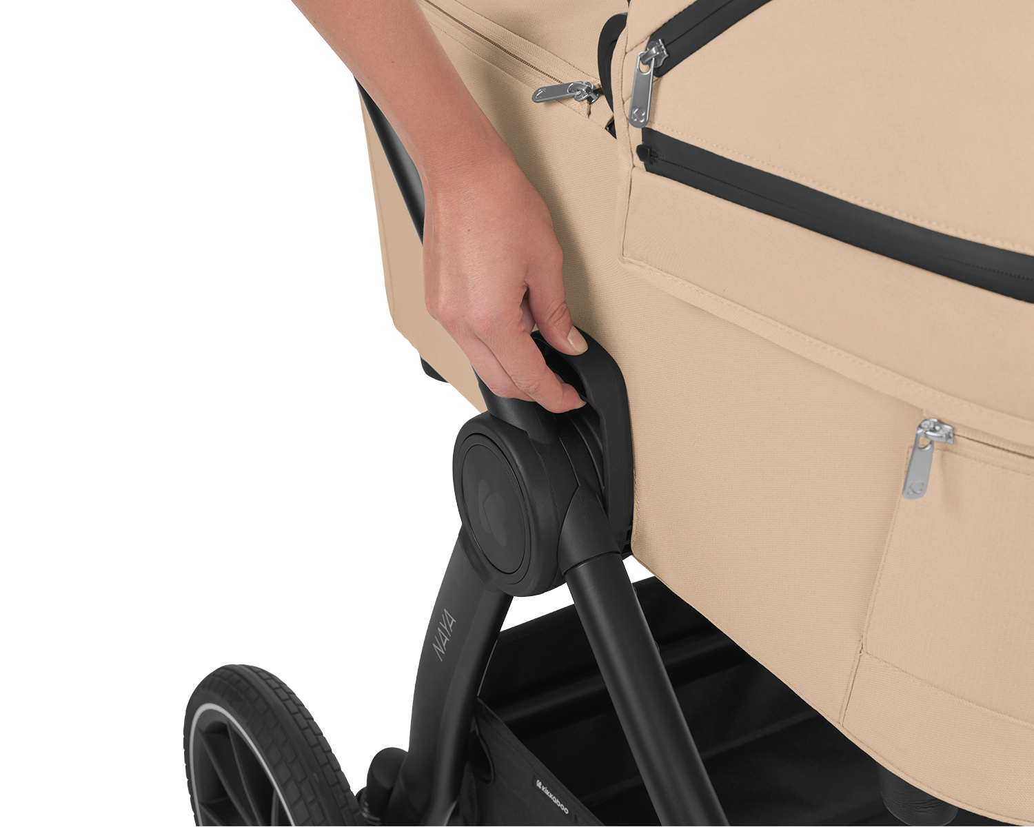 Комбинирана количка 2в1 с кош за новородено Naya Beige