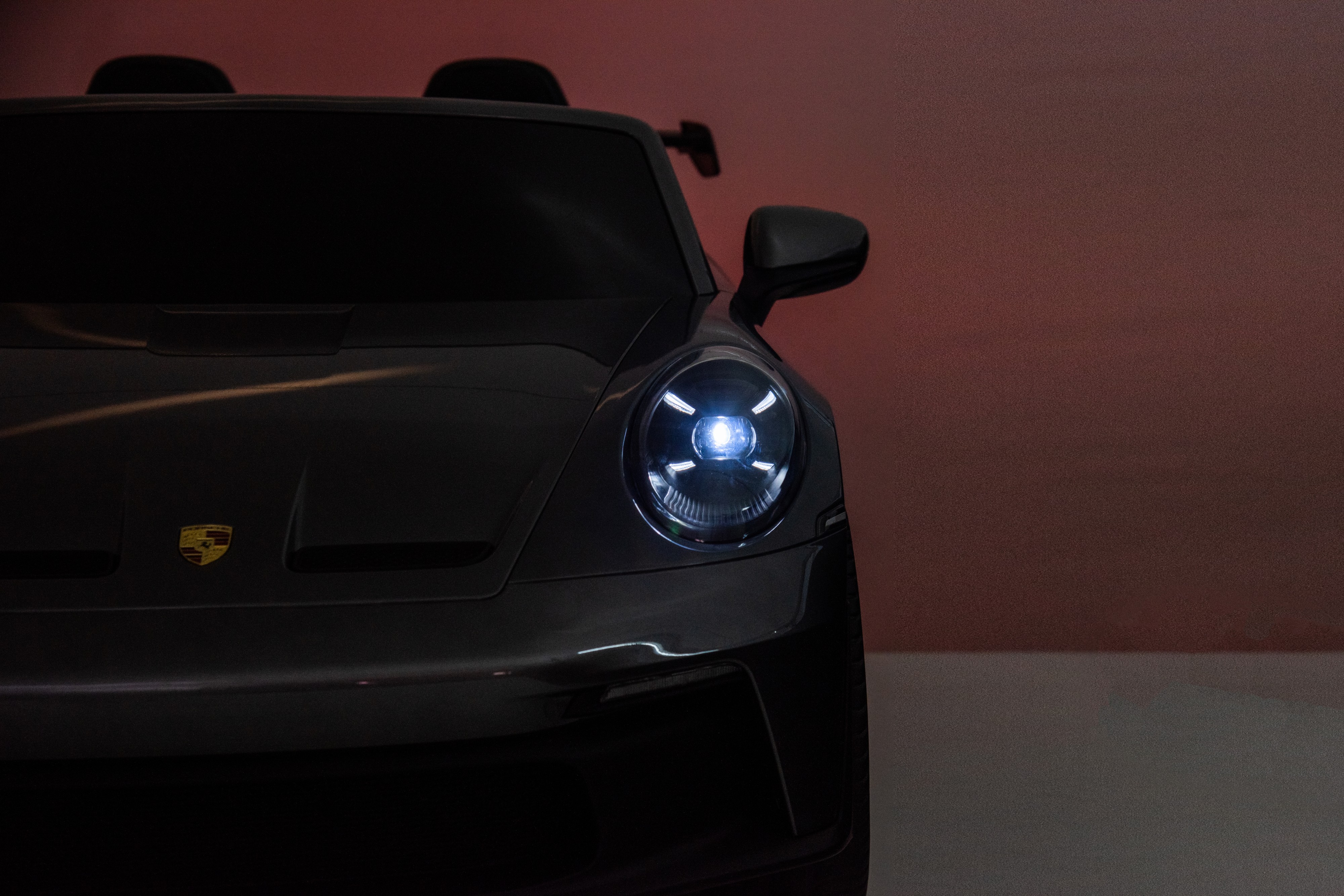Акумулаторна кола Licensed Porsche 911 GT3 Grey