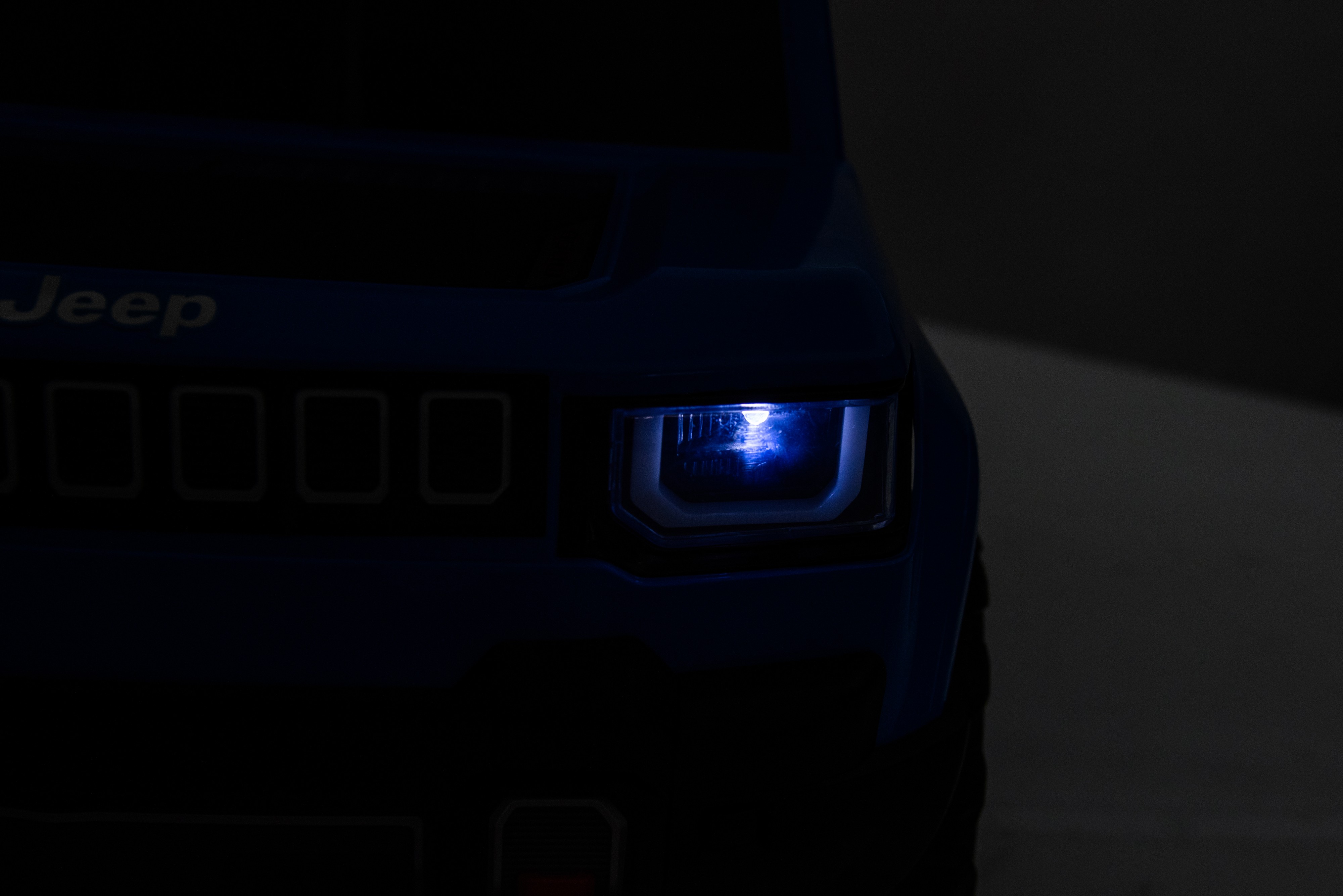 Акумулаторна кола Licensed Jeep Recon Blue