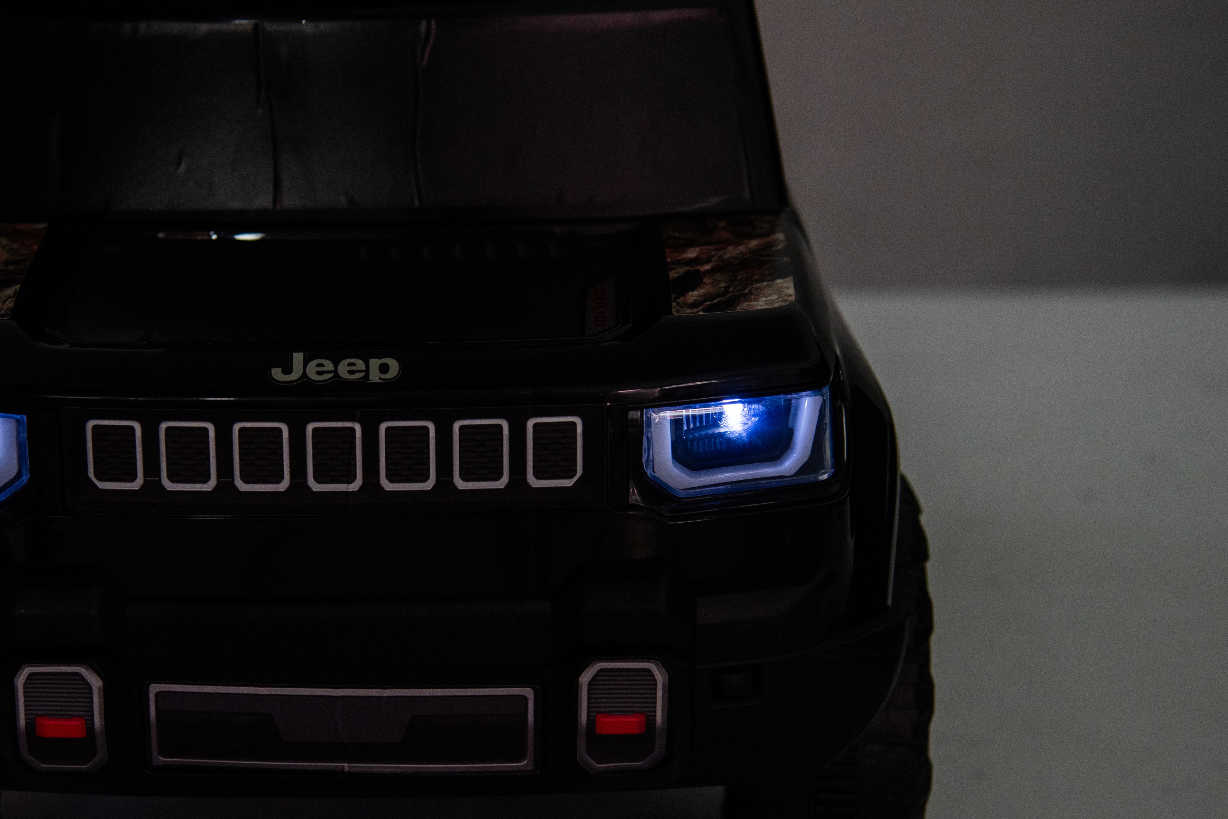 Акумулаторна кола Licensed Jeep Recon Blue