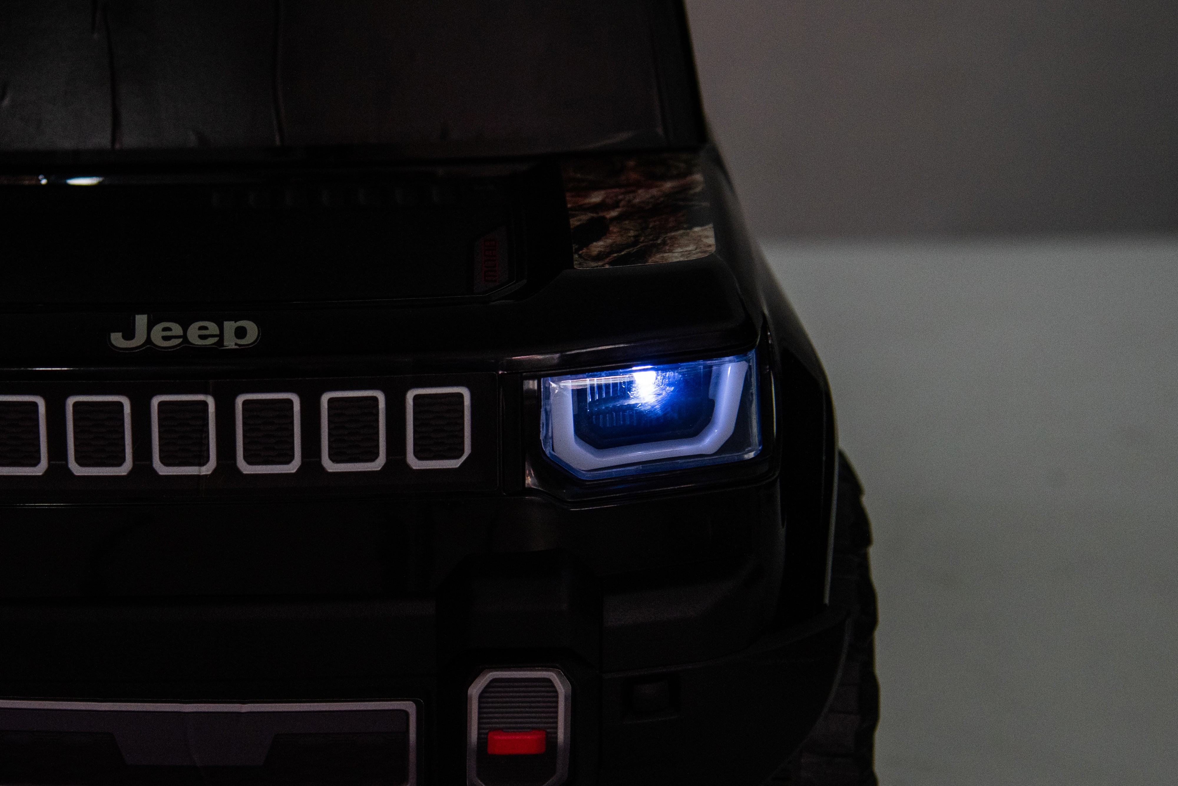 Акумулаторна кола Licensed Jeep Recon Blue