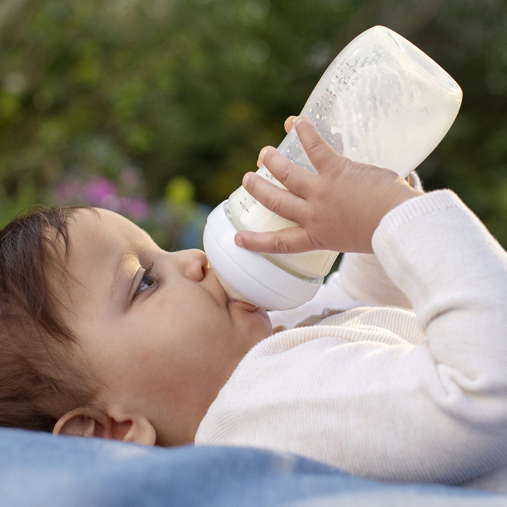 Шише за хранене Natural Response 330 мл с биберон без протичане Natural Response с бърз поток Philips AVENT SCY906/01