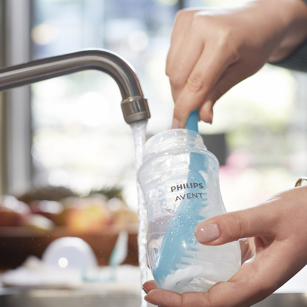 Комплект от 3 бр. шишета за хранене Natural Response 260 мл с биберон без протичане Natural Response със среден поток, 3м+, Philips AVENT SCY903/03
