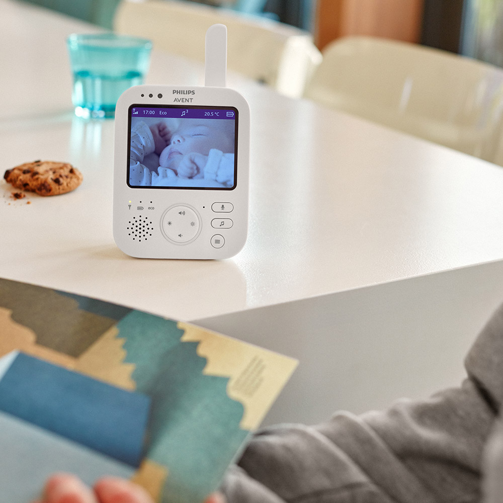 Дигитален видео бебефон Philips AVENT Premium SCD891/26 с 3,5-инчов цветен екран, нощно виждане, двустранна комуникация и термометър