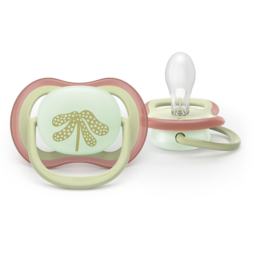 2 броя светещи в тъмното, ортодонтски силиконови залъгалки Philips AVENT SCF376/31 Ultra Air NightTime, 6-18м, с картинки, в кутия за стерилизиране