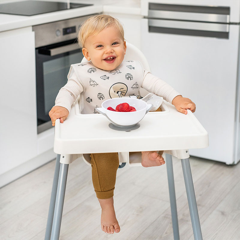 Купа с капак и лъжичка Babyono Suction bowl 1063